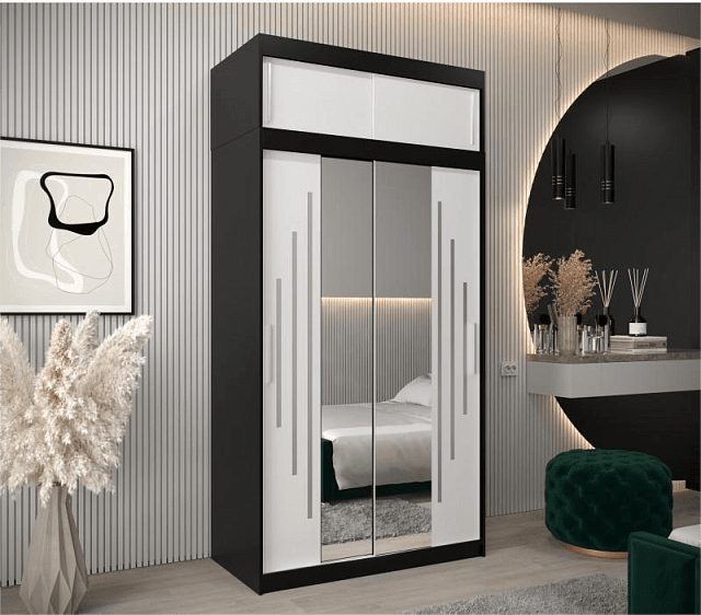 Шкаф-купе Валмиера NEW - 4А Черный / Белый